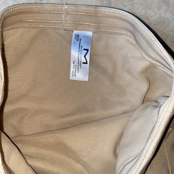 ⏱️ Shapewear - Picture 9 of 11